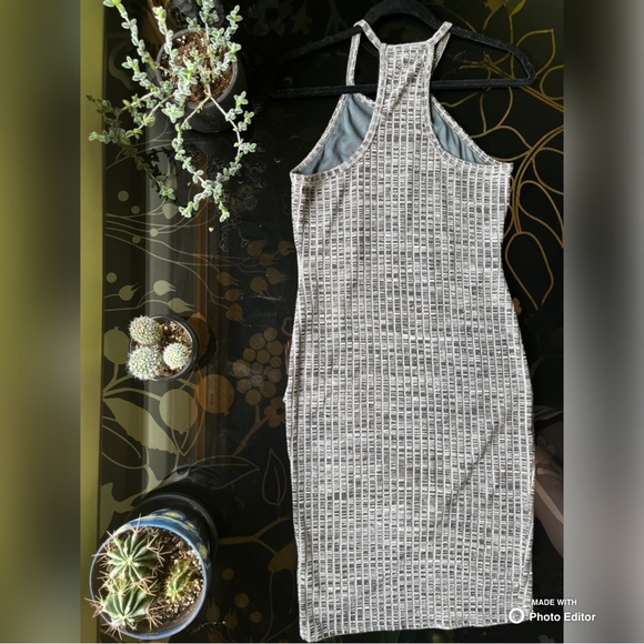 Silence + Noise Grey Bodycon Dress - Picture 2 of 3